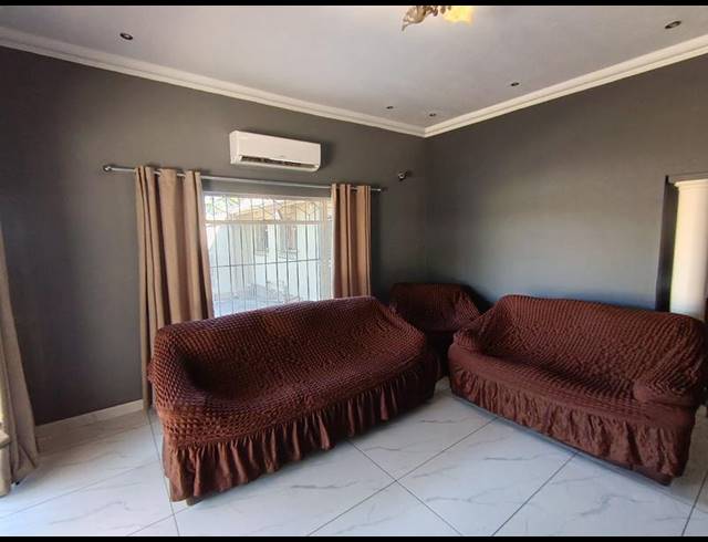 3 BEDROOM HOUSE FOR SALE IN BRACKENDOWNS